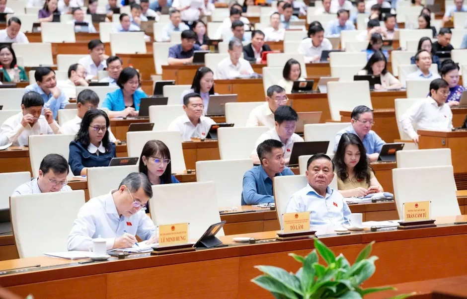 Luật Phát triển đô thị: Mạnh dạn phân quyền đi kèm với kiểm soát chặt chẽ Luật Phát triển đô thị: Mạnh dạn phân quyền đi kèm với kiểm soát chặt chẽ