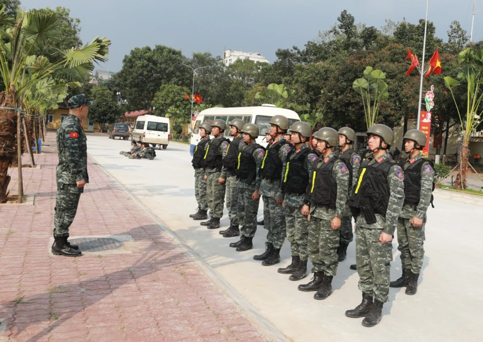 Lực lượng Cảnh sát đặc nhiệm sẵn sàng bảo vệ an ninh ngày bầu cử Lực lượng Cảnh sát đặc nhiệm sẵn sàng bảo vệ an ninh ngày bầu cử
