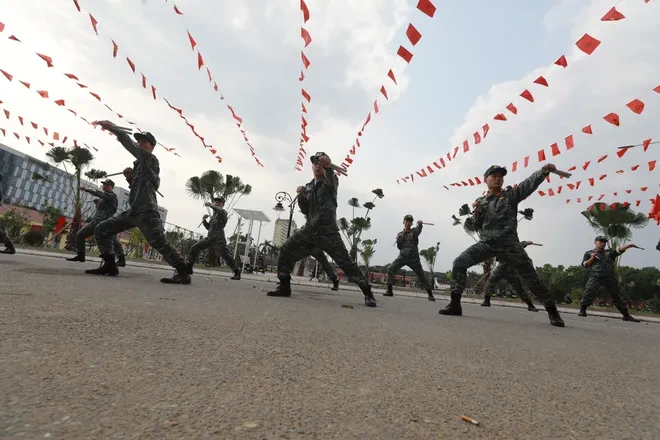 Lực lượng Cảnh sát đặc nhiệm sẵn sàng bảo vệ an ninh ngày bầu cử Lực lượng Cảnh sát đặc nhiệm sẵn sàng bảo vệ an ninh ngày bầu cử