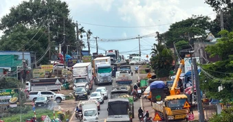 Lực lượng Cảnh sát giao thông Đắk Lắk nỗ lực bảo đảm an toàn giao thông dịp Lễ hội Sầu riêng 2026