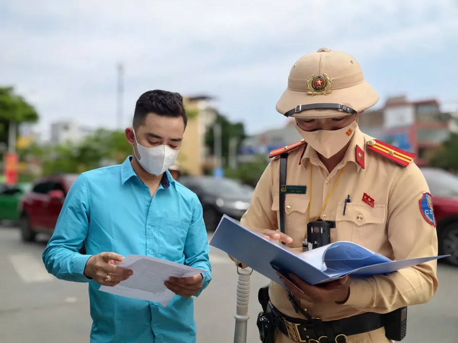 Lưu lượng phương tiện rời Hà Nội tăng cao, cửa ngõ phía Đông vẫn thông suốt Lưu lượng phương tiện rời Hà Nội tăng cao, cửa ngõ phía Đông vẫn thông suốt