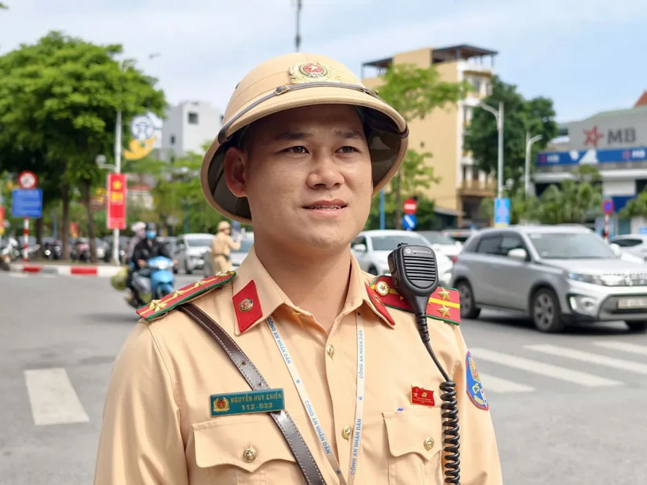 Lưu lượng phương tiện rời Hà Nội tăng cao, cửa ngõ phía Đông vẫn thông suốt Lưu lượng phương tiện rời Hà Nội tăng cao, cửa ngõ phía Đông vẫn thông suốt