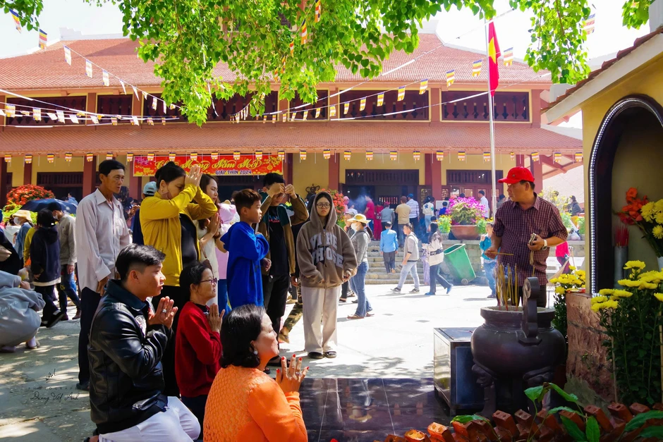 Lý do “Đà Lạt miền Tây” thu hút 25.000 khách du lịch tham gia lễ hội hoa đăng Lý do “Đà Lạt miền Tây” thu hút 25.000 khách du lịch tham gia lễ hội hoa đăng
