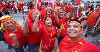 Mỹ Đình "nóng" lên từng giờ trước trận Việt Nam - Malaysia