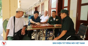 Mái nhà chung của những người lính trở về