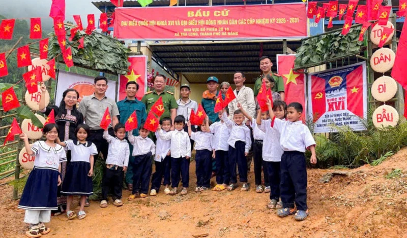 Mang Ngày hội non sông về những bản làng biệt lập giữa đại ngàn Trường Sơn hùng vĩ