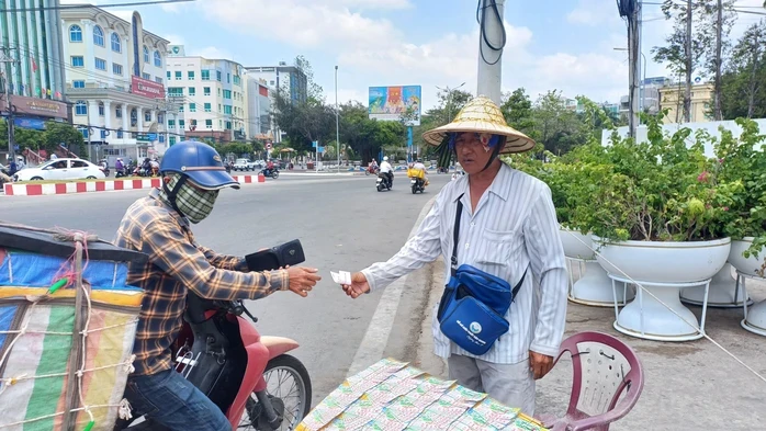 Mạnh tay chấn chỉnh thị trường vé số Mạnh tay chấn chỉnh thị trường vé số