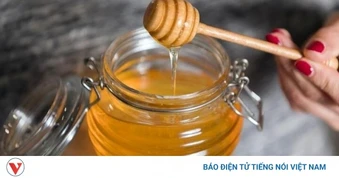 Mật ong sử dụng kiểu này cực hại sức khỏe, nhiều người vẫn vô tư làm mỗi ngày