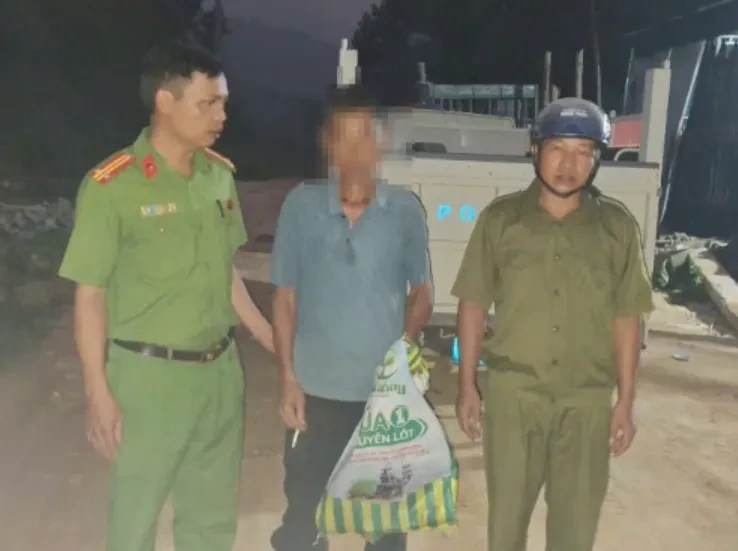 Mất tích 3 ngày trong rừng, người đàn ông được tìm thấy trong tình trạng kiệt sức