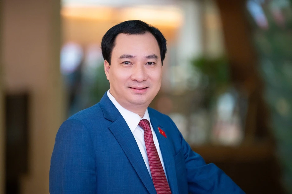 Mặt trận Tổ quốc phải thực sự hướng về cơ sở, gần dân, sát dân Mặt trận Tổ quốc phải thực sự hướng về cơ sở, gần dân, sát dân