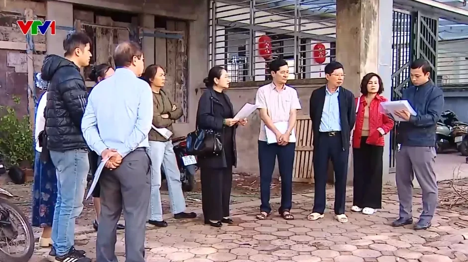 Mâu thuẫn giữa chủ đầu tư và công ty thứ cấp, 24 hộ dân ở Hà Nội không được làm sổ đỏ Mâu thuẫn giữa chủ đầu tư và công ty thứ cấp, 24 hộ dân ở Hà Nội không được làm sổ đỏ