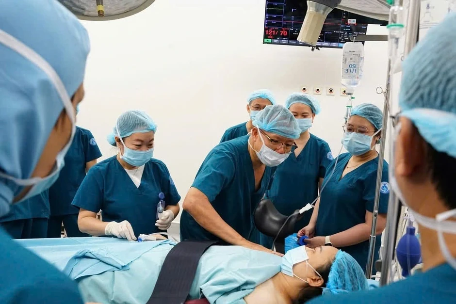 Mẹ hiến thận cứu con: Ca ghép đầu tiên thành công tại Nhi đồng 1 Mẹ hiến thận cứu con: Ca ghép đầu tiên thành công tại Nhi đồng 1