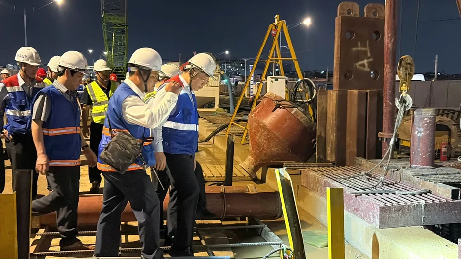 Metro số 2 dự kiến khoan hầm sớm 2 tháng so với kế hoạch Metro số 2 dự kiến khoan hầm sớm 2 tháng so với kế hoạch