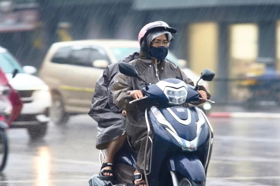 Miền Bắc mưa lớn đỉnh điểm
