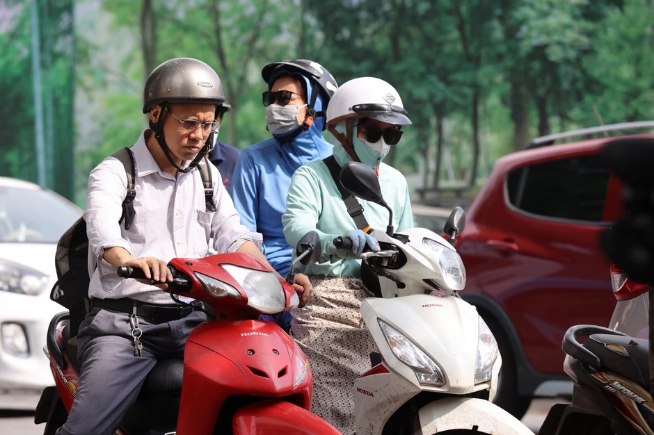 Miền Bắc nắng nóng gay gắt trước khi đón mưa dông Miền Bắc nắng nóng gay gắt trước khi đón mưa dông