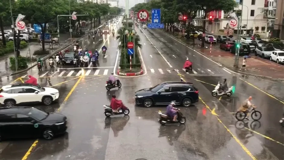 Miền Bắc tiếp tục mưa, vùng núi có nơi dưới 20 độ C Miền Bắc tiếp tục mưa, vùng núi có nơi dưới 20 độ C