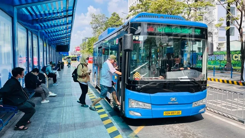 Miễn phí xe buýt tại TP Hồ Chí Minh cần theo lộ trình