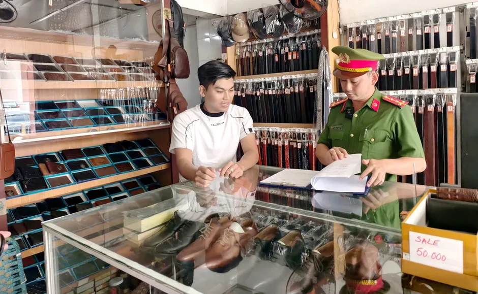 Mở “đường sống” cho nhà trong hẻm nhỏ, đa năng - Bài 4: Xây dựng môi trường sống an toàn dài lâu Mở “đường sống” cho nhà trong hẻm nhỏ, đa năng - Bài 4: Xây dựng môi trường sống an toàn dài lâu