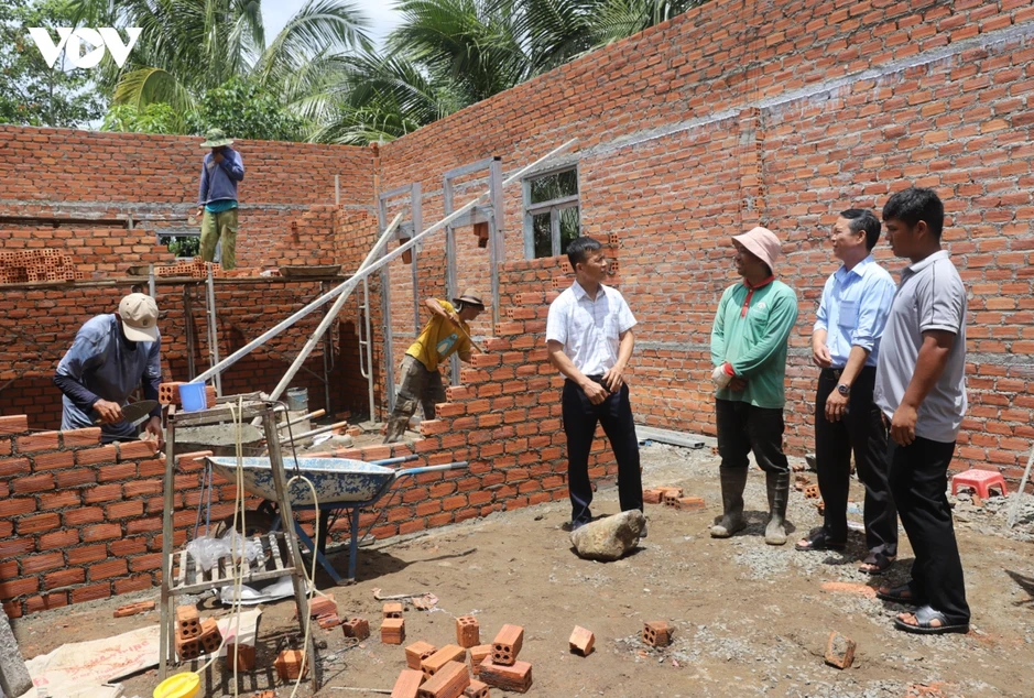 Mô hình “Mỗi tổ chức Đảng đồng hành cùng hộ dân thoát nghèo” ở Đắk Lắk