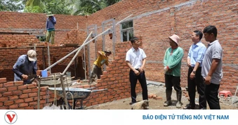 Mô hình “Mỗi tổ chức Đảng đồng hành cùng hộ dân thoát nghèo” ở Đắk Lắk