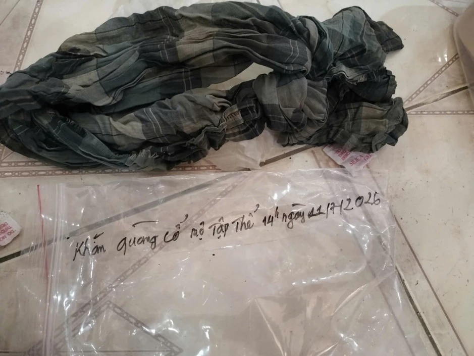 Mở hướng xác minh danh tính liệt sĩ từ 9 chiếc khăn quàng ở công viên Lê Thị Riêng Mở hướng xác minh danh tính liệt sĩ từ 9 chiếc khăn quàng ở công viên Lê Thị Riêng