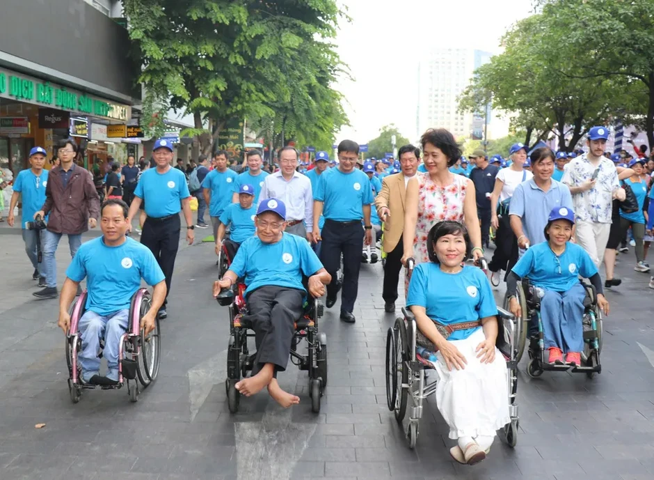 Mở rộng cơ hội và trao quyền cho người khuyết tật Mở rộng cơ hội và trao quyền cho người khuyết tật