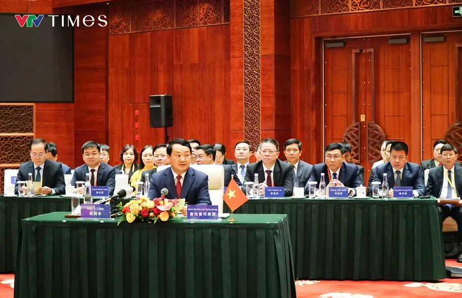 Mở rộng hành lang hợp tác, kiến tạo động lực phát triển mới nơi biên giới Việt - Trung Mở rộng hành lang hợp tác, kiến tạo động lực phát triển mới nơi biên giới Việt - Trung