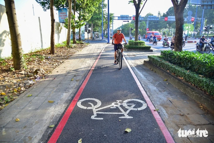 Mở rộng làn xe đạp, TP.HCM tăng cường kết nối metro, xe buýt, ngăn lấn làn Mở rộng làn xe đạp, TP.HCM tăng cường kết nối metro, xe buýt, ngăn lấn làn