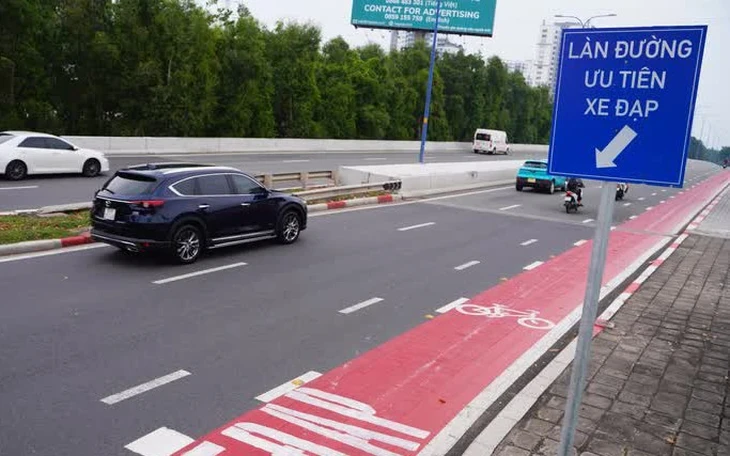 Mở rộng làn xe đạp, TP.HCM tăng cường kết nối metro, xe buýt, ngăn lấn làn Mở rộng làn xe đạp, TP.HCM tăng cường kết nối metro, xe buýt, ngăn lấn làn
