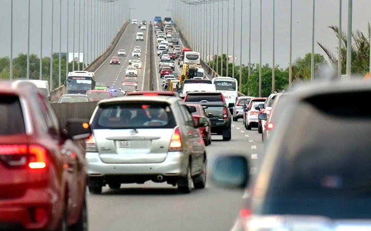 Mở rộng ngay cao tốc 2 làn xe, tính kỹ trước khi nâng cấp 4 làn Mở rộng ngay cao tốc 2 làn xe, tính kỹ trước khi nâng cấp 4 làn