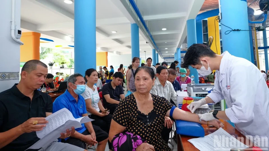 Mở rộng phạm vi thanh toán bảo hiểm y tế với 349 thuốc tại trạm y tế xã Mở rộng phạm vi thanh toán bảo hiểm y tế với 349 thuốc tại trạm y tế xã