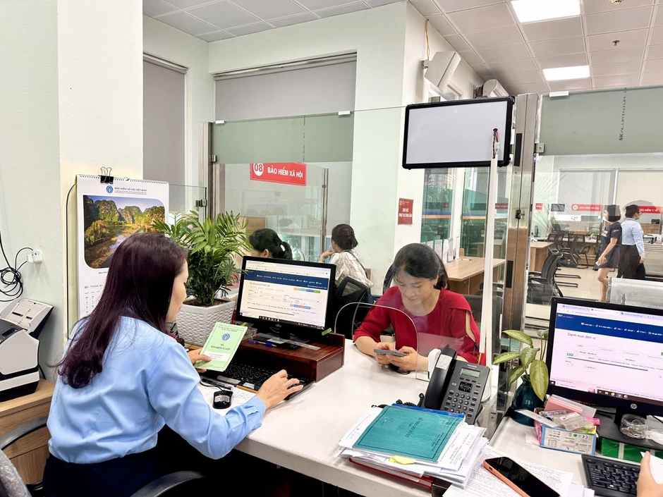 Mới nhận lương hưu, tiếp tục đi làm thêm có phải đóng BHXH?