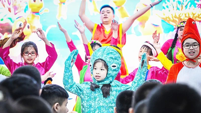 Môi trường ấm áp, khoảnh khắc rạng ngời
