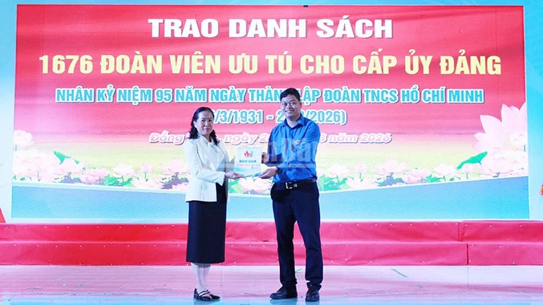 Mong đoàn viên luôn giữ chữ tín, dám nhận và làm những việc khó Mong đoàn viên luôn giữ chữ tín, dám nhận và làm những việc khó