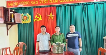 Một người dân ở Hưng Yên bất ngờ nhận được 2,1 tỉ đồng trong tài khoản