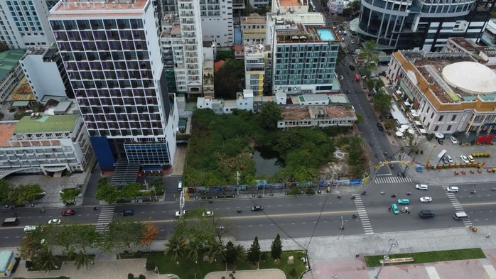 Một người ở Hà Nội trúng đấu giá khu đất 48A Trần Phú - Nha Trang, với giá hơn 719 tỉ đồng Một người ở Hà Nội trúng đấu giá khu đất 48A Trần Phú - Nha Trang, với giá hơn 719 tỉ đồng