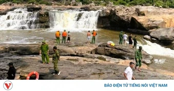 Một phụ nữ tử vong khi tắm thác nước ở Quảng Trị