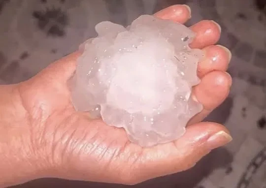 Mưa đá ở Lào Cai, Quảng Ngãi