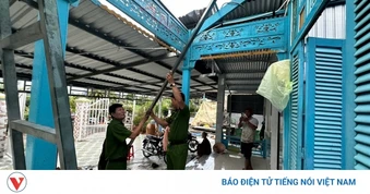 Mưa giông kèm lốc xoáy gây thiệt hại nhiều nhà dân tại Cần Thơ
