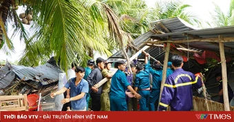 Mưa kèm dông, lốc, sét làm hàng chục nhà dân bị tốc mái, hư hỏng tại nhiều địa phương