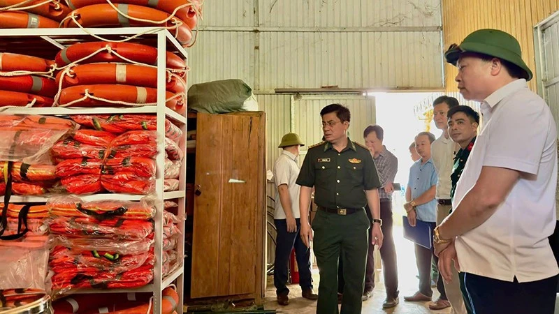 Mưa kéo dài gây sạt lở ở miền núi Thanh Hóa Mưa kéo dài gây sạt lở ở miền núi Thanh Hóa