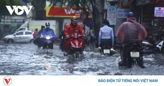 Mưa lớn dồn dập Nam Bộ, cảnh báo nơi trên 200mm, yêu cầu khẩn ứng phó thiên tai