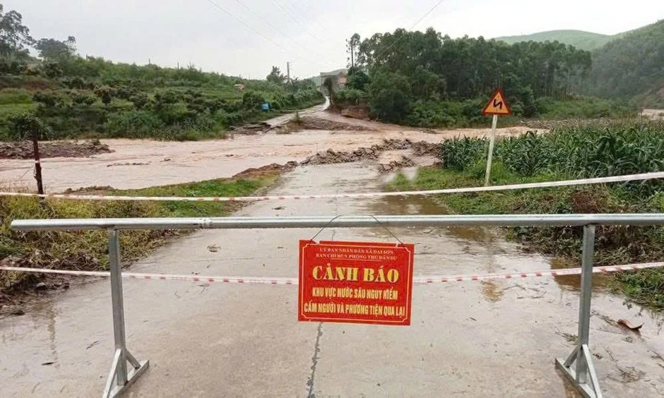 Mưa lớn gây ngập lụt nghiêm trọng ở vùng cao Bắc Ninh, nhiều thôn bản bị cô lập Mưa lớn gây ngập lụt nghiêm trọng ở vùng cao Bắc Ninh, nhiều thôn bản bị cô lập