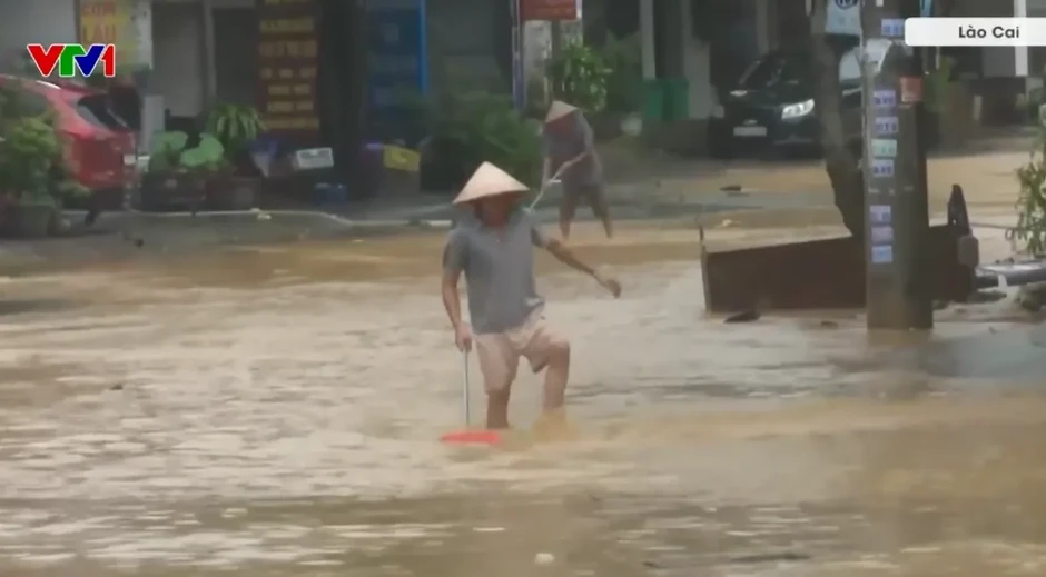 Mưa lớn gây sạt lở, ngập úng, chia cắt nhiều nơi ở Tuyên Quang, Lào Cai Mưa lớn gây sạt lở, ngập úng, chia cắt nhiều nơi ở Tuyên Quang, Lào Cai