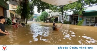 Mưa lớn kéo dài tại Lào Cai gây ngập úng và sạt lở