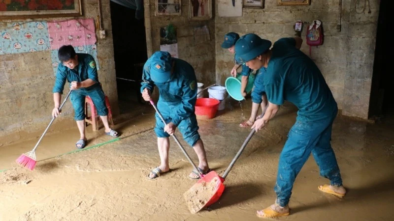 Mưa lớn khiến nhiều ngôi nhà ở Cao Bằng bị ngập sâu