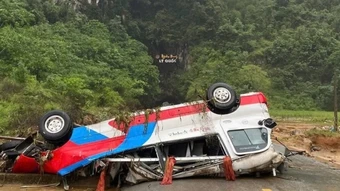 Mưa lớn khiến nhiều ngôi nhà ở Cao Bằng bị ngập sâu