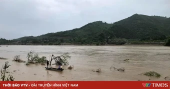 Mưa lớn, lũ trên sông Hồng tiếp tục lên, Lào Cai khẩn trương di dời dân