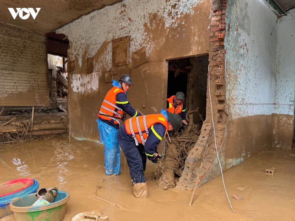 Mường Than tan hoang sau cơn lũ dữ