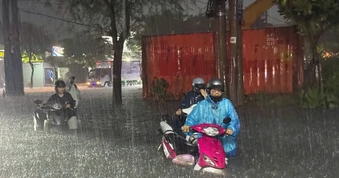 Nam bộ đối diện với mưa lớn kéo dài đến ngày 24-9